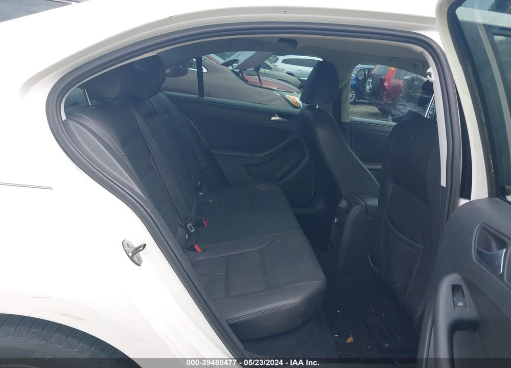 2012 VOLKSWAGEN JETTA 2.5L SE VIN: 3VWDP7AJ5CM332995