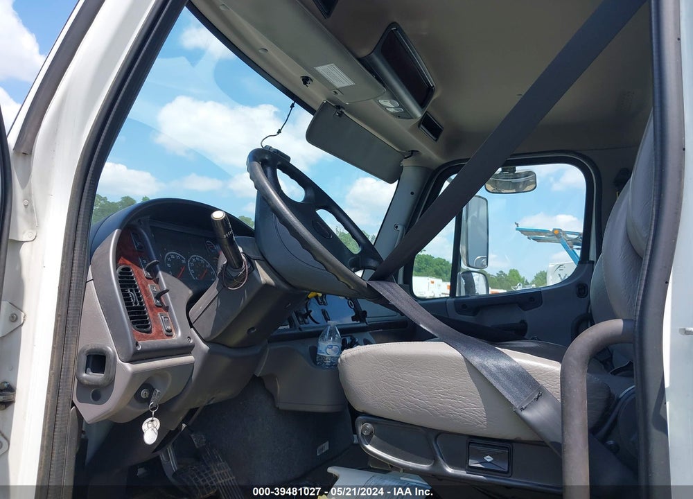 2021 FREIGHTLINER M2 106 MEDIUM DUTY VIN: 3ALHCYD21MPMJ9366