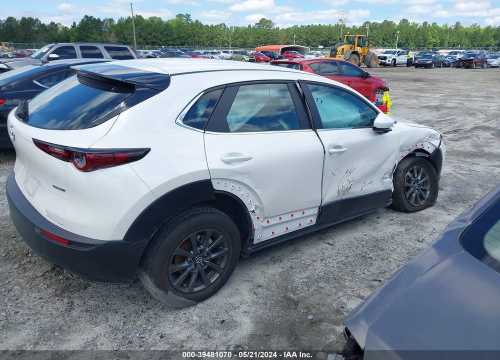 2022 MAZDA CX-30 VIN: 3MVDMBAL0NM421844