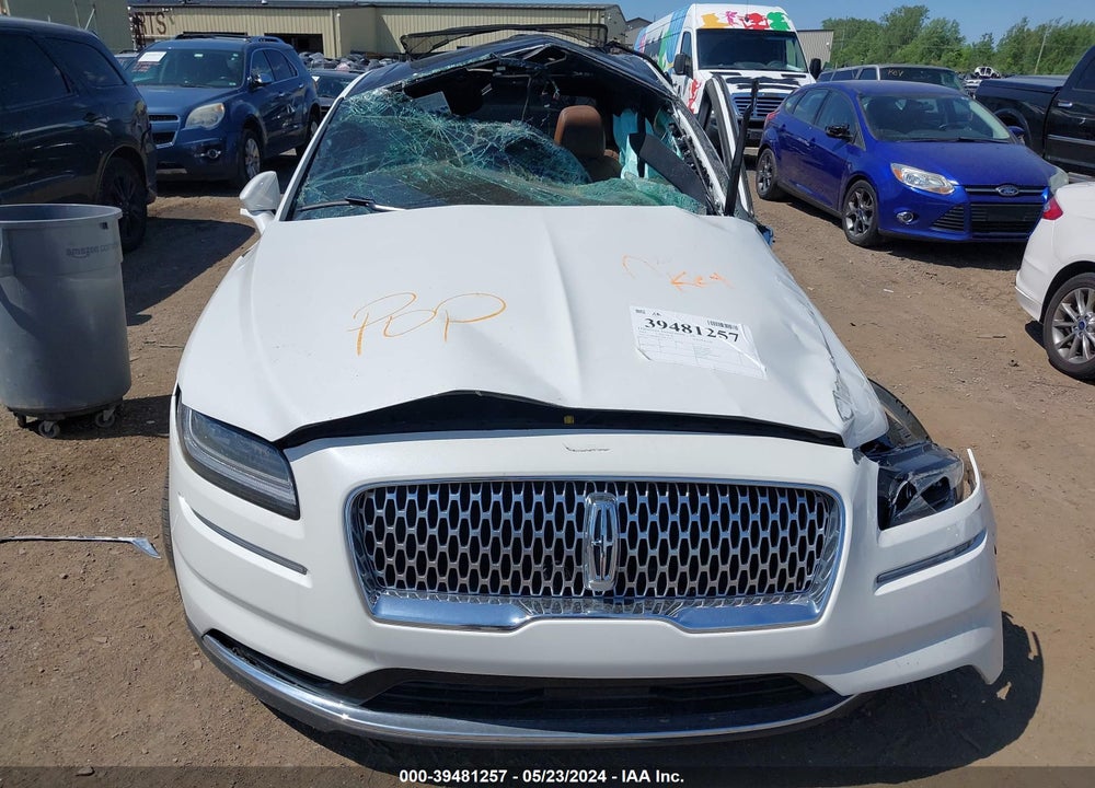 2022 LINCOLN NAUTILUS RESERVE VIN: 2LMPJ8K93NBL13572