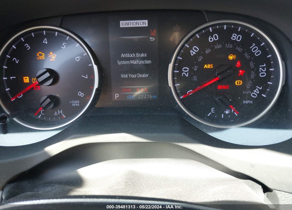 2019 TOYOTA RAV4 XLE VIN: JTMP1RFV4KD516411