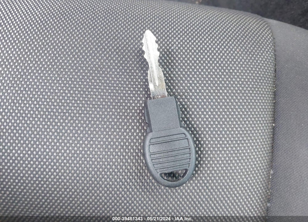 2013 DODGE CHALLENGER SXT VIN: 2C3CDYAG5DH632767