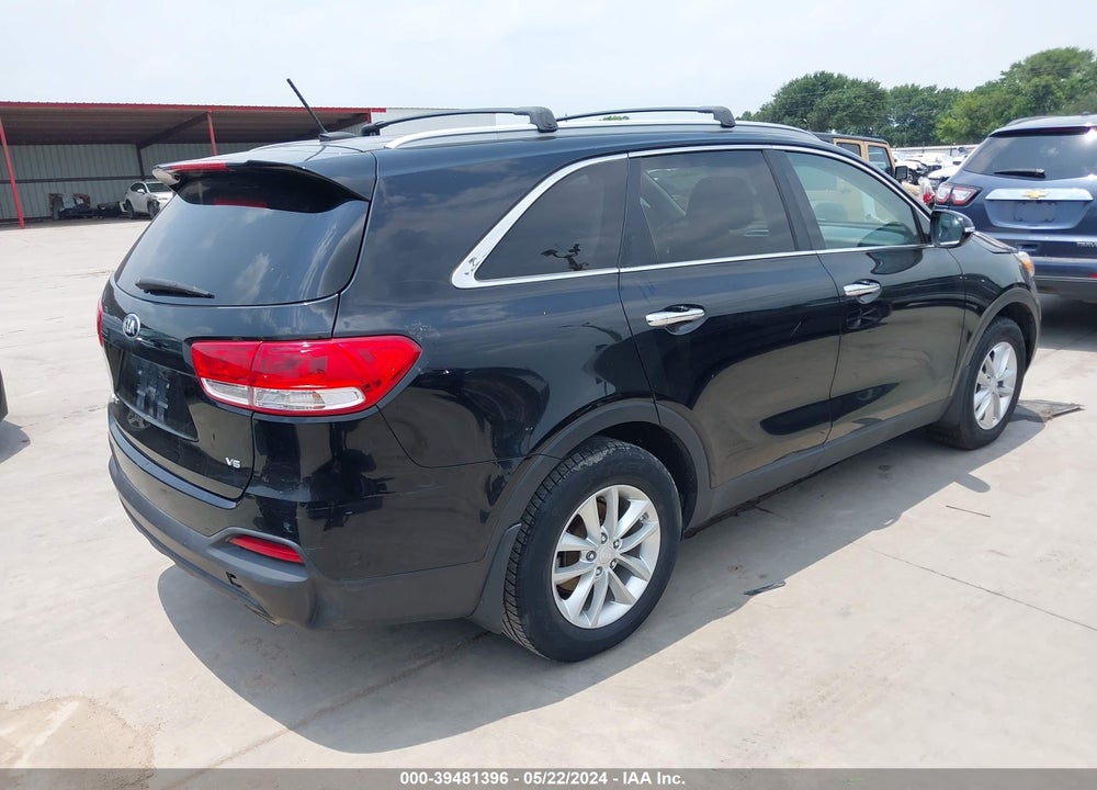 2016 KIA SORENTO 3.3L LX VIN: 5XYPG4A52GG085195