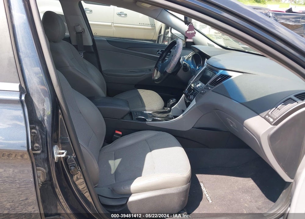 2012 HYUNDAI SONATA SE VIN: 5NPEC4AC1CH402517