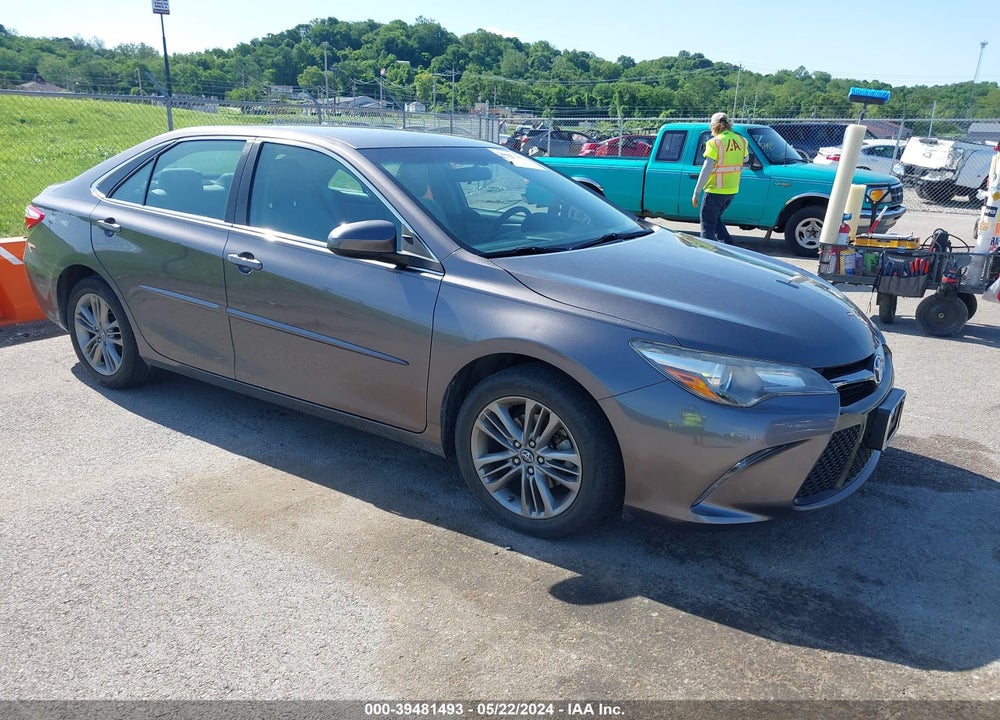 2017 TOYOTA CAMRY SE VIN: 4T1BF1FK5HU437465