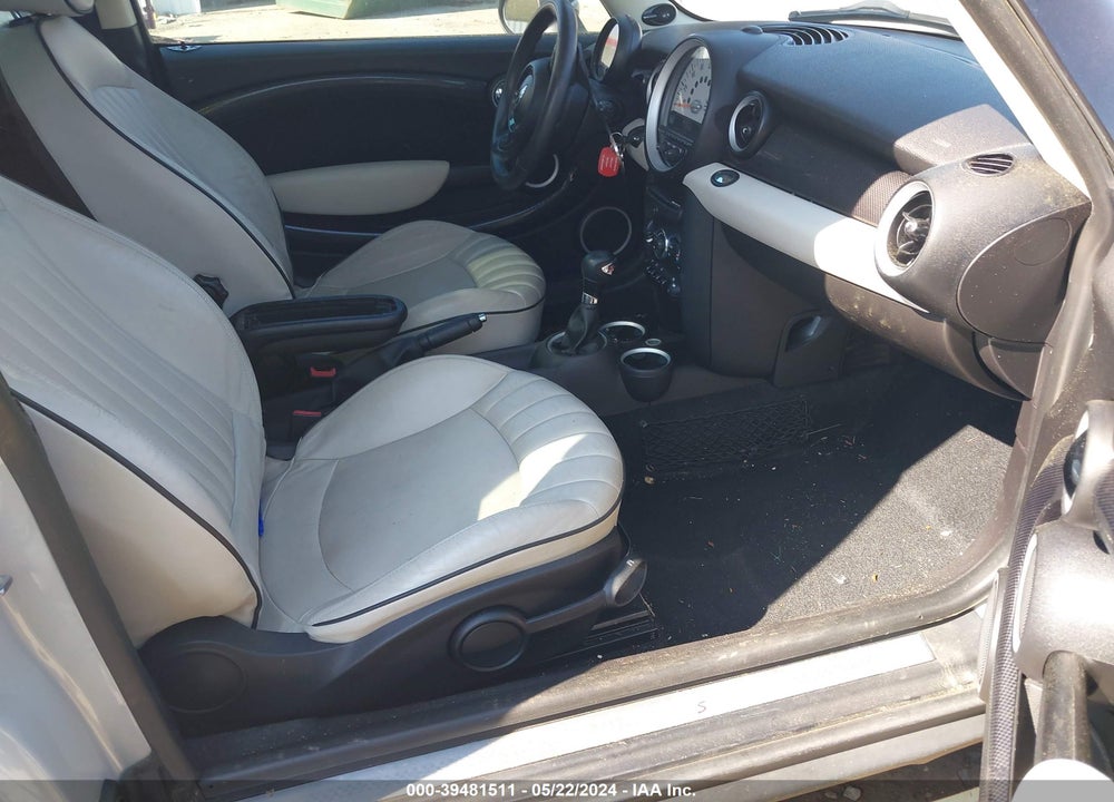 2012 MINI COOPER S CLUBMAN VIN: WMWZG3C59CTY39236