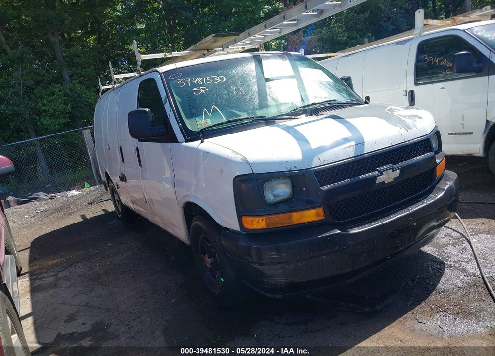 2004 CHEVROLET EXPRESS VIN: 1GCFG15X741176528