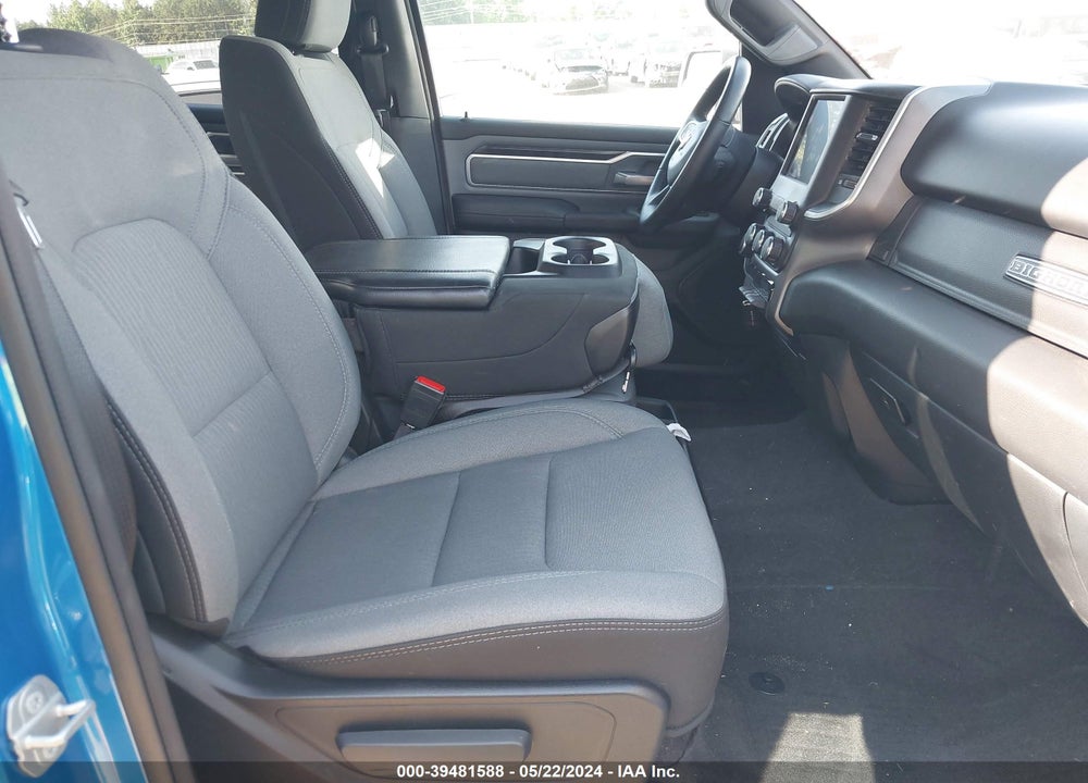 2022 RAM 1500 BIG HORN 4X2 5'7 BOX VIN: 1C6RREFG6NN268180