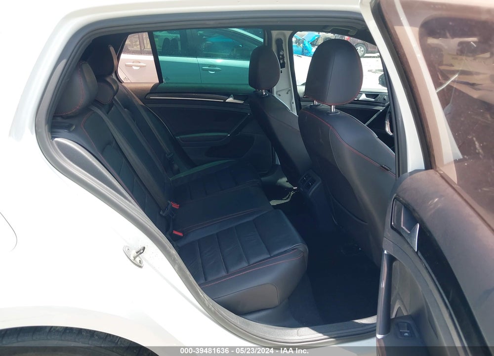 2015 VOLKSWAGEN GOLF GTI 2.0T AUTOBAHN 4-DOOR VIN: 3VW4T7AU8FM063885