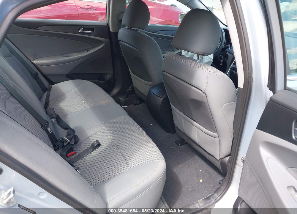 2013 HYUNDAI SONATA GLS VIN: 5NPEB4AC1DH737006