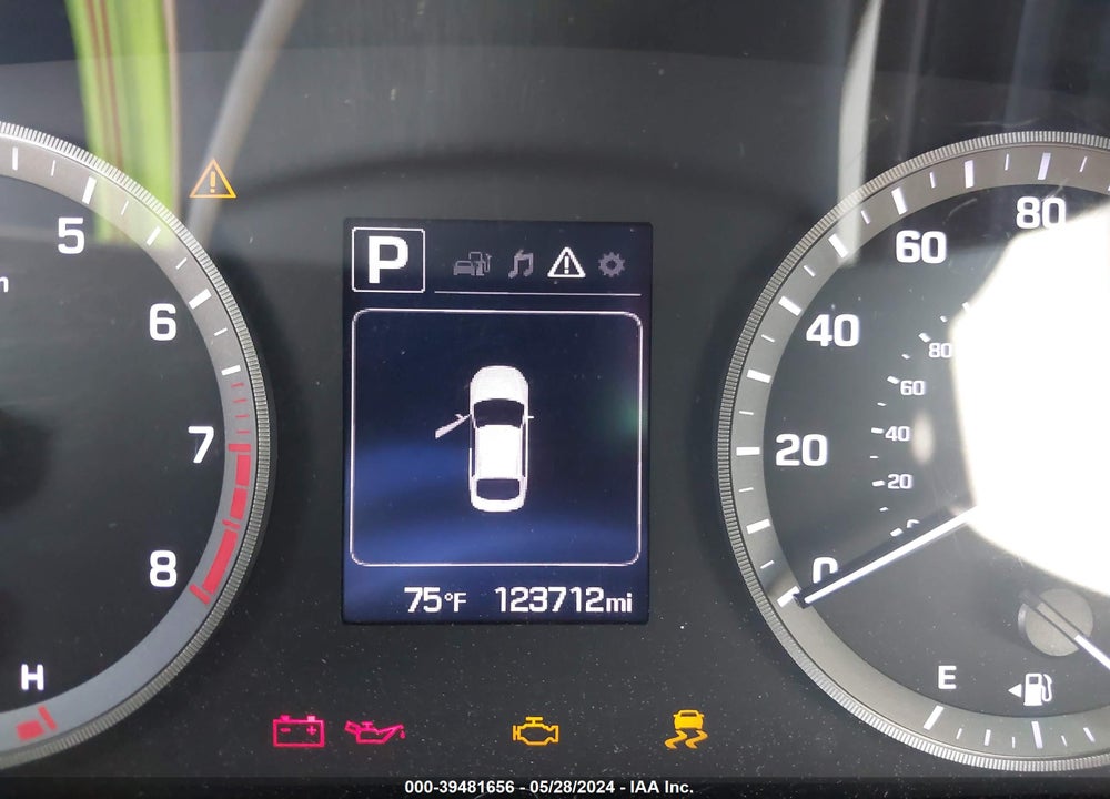 2015 HYUNDAI SONATA SE VIN: 5NPE24AF7FH093928