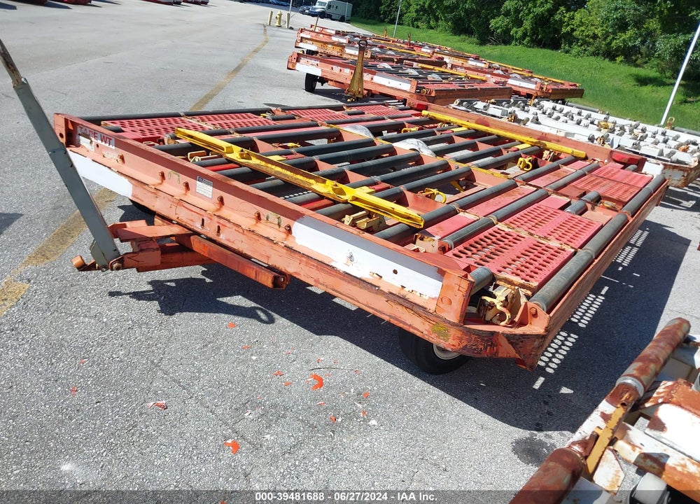 2004 EQUIPMENT GSE A05165D VIN: 00000000000168511