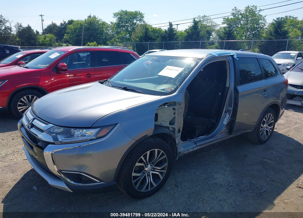 2018 MITSUBISHI OUTLANDER ES VIN: JA4AD2A32JZ060348