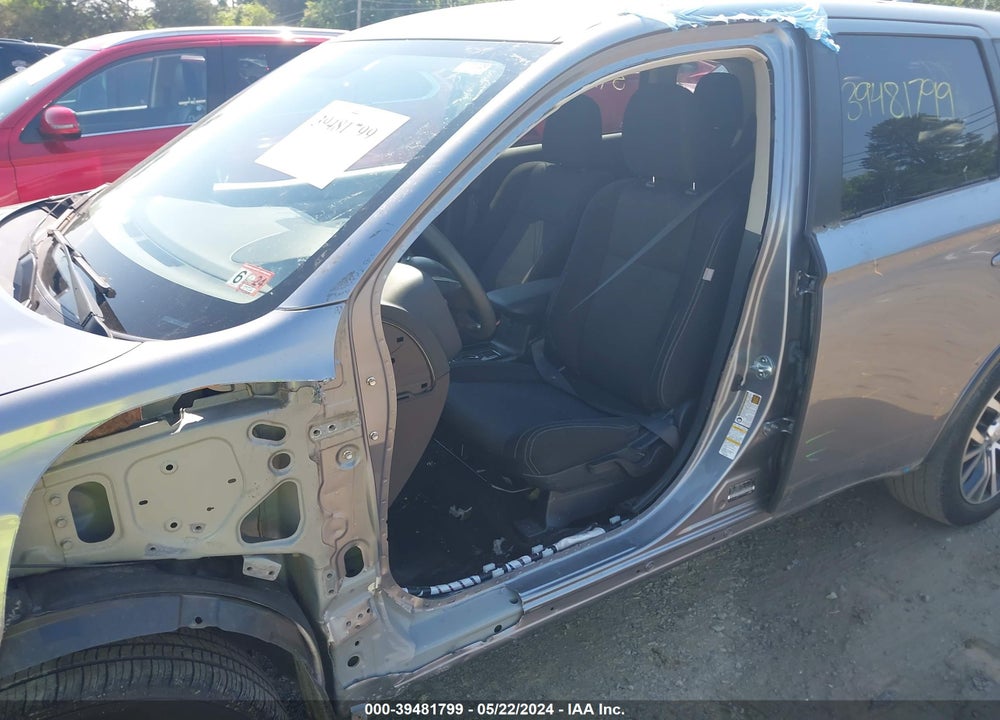 2018 MITSUBISHI OUTLANDER ES VIN: JA4AD2A32JZ060348