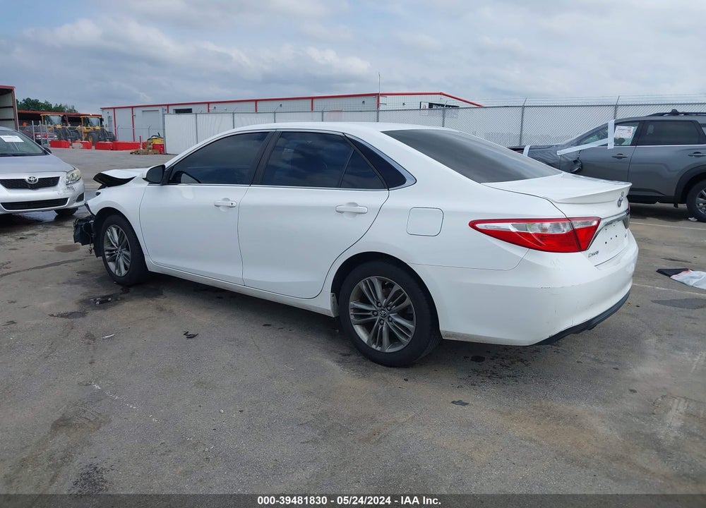2015 TOYOTA CAMRY SE VIN: 4T1BF1FK0FU055129