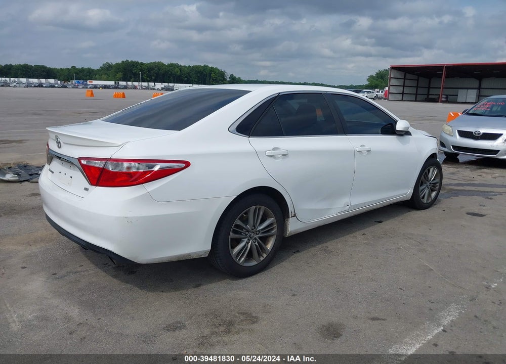 2015 TOYOTA CAMRY SE VIN: 4T1BF1FK0FU055129