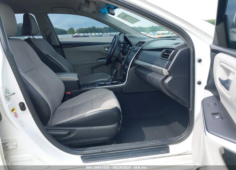 2015 TOYOTA CAMRY SE VIN: 4T1BF1FK0FU055129