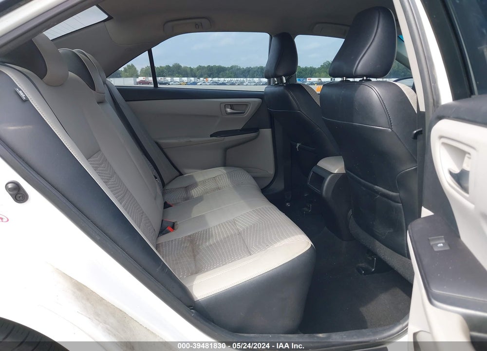2015 TOYOTA CAMRY SE VIN: 4T1BF1FK0FU055129