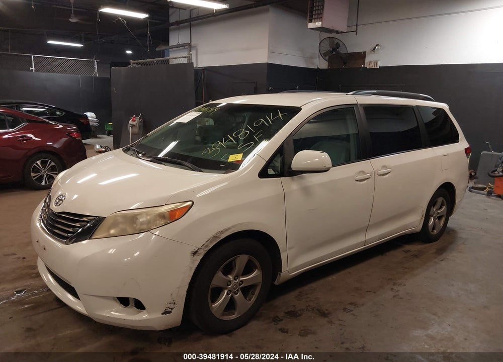 2013 TOYOTA SIENNA LE V6 8 PASSENGER VIN: 5TDKK3DC2DS351701