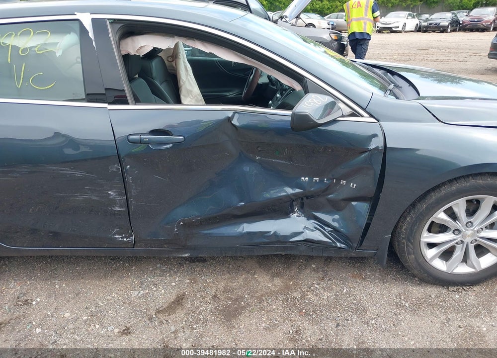 2019 CHEVROLET MALIBU LT VIN: 1G1ZD5ST5KF149979