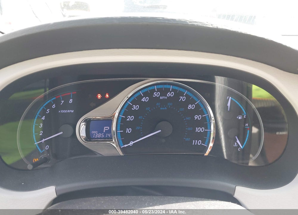 2011 TOYOTA SIENNA XLE V6 VIN: 5TDYK3DCXBS159613