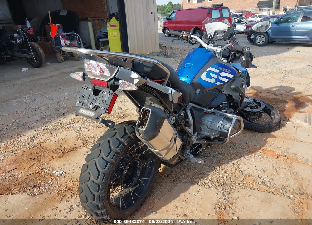 2020 BMW R 1250 GS VIN: WB10J9306LZJ18600