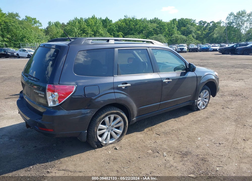 2011 SUBARU FORESTER 2.5X PREMIUM VIN: JF2SHADC1BH772430