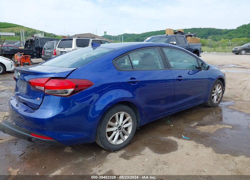 2017 KIA FORTE S VIN: 3KPFL4A72HE029541