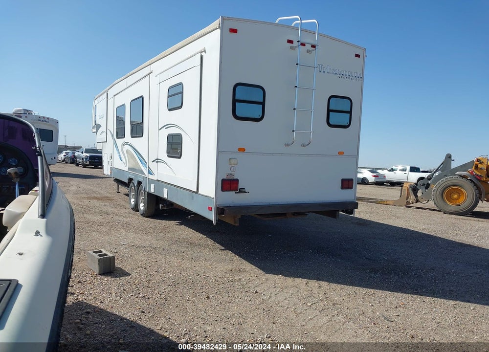 2005 GLENDALE TITANIUM 41' 5TH WHEEL VIN: 2GRFW36T75S056430