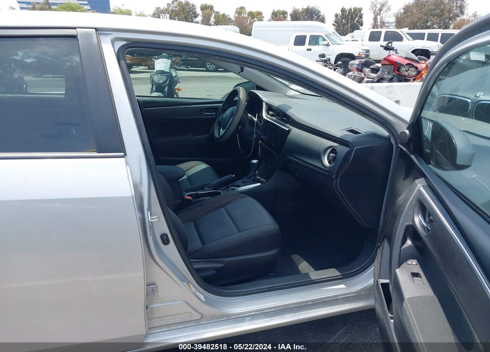 2019 TOYOTA COROLLA LE VIN: 5YFBURHE8KP900381