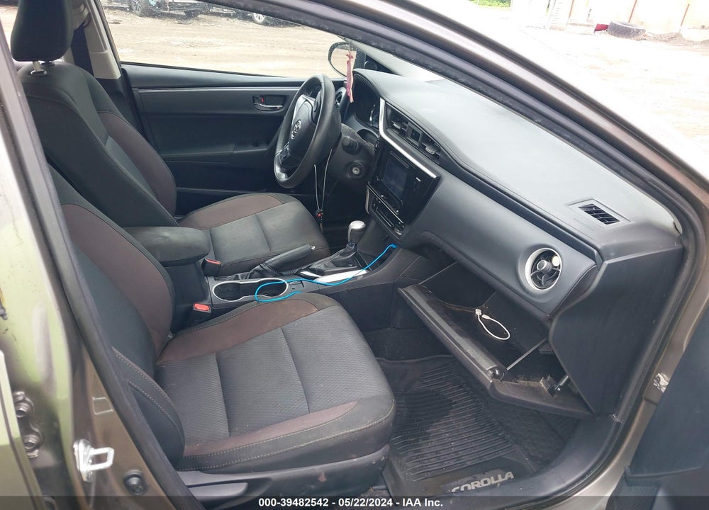2017 TOYOTA COROLLA LE VIN: 2T1BURHE3HC963767