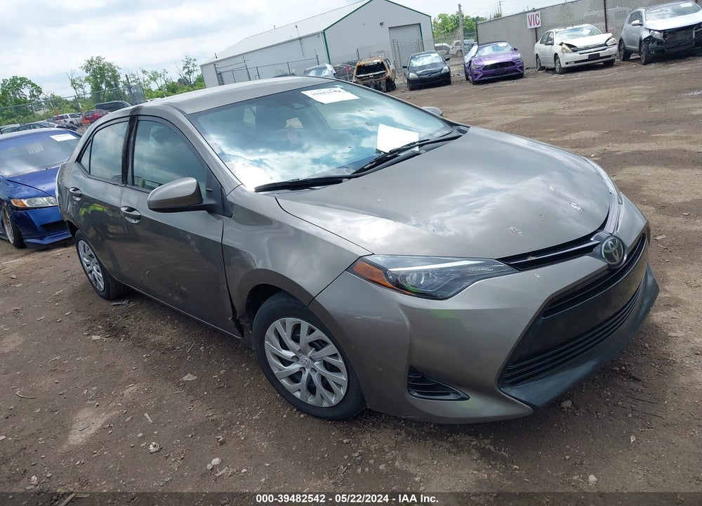 2017 TOYOTA COROLLA LE VIN: 2T1BURHE3HC963767