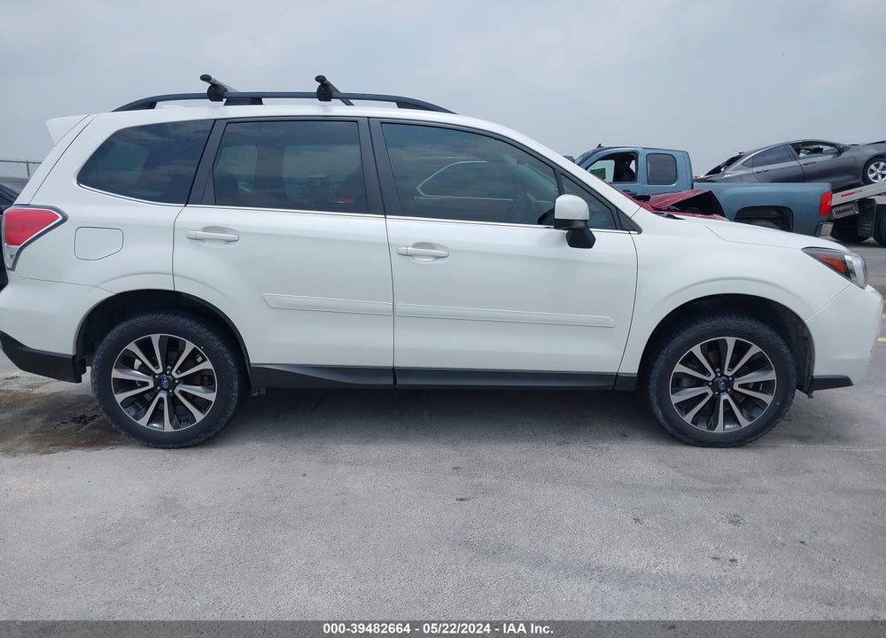 2018 SUBARU FORESTER 2.0XT PREMIUM VIN: JF2SJGEC7JH429111