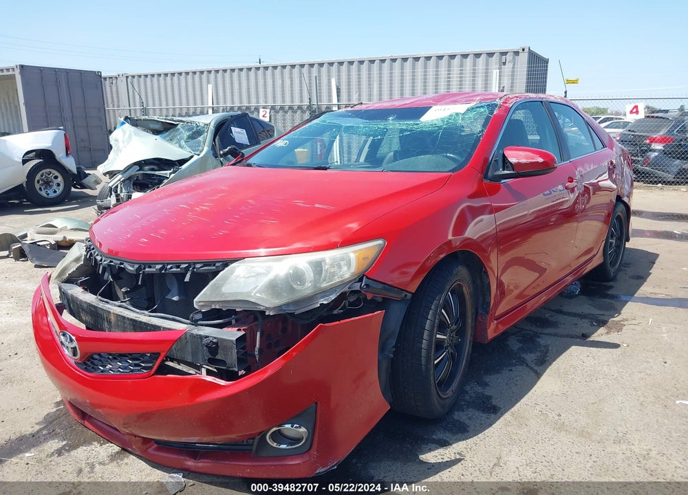 2013 TOYOTA CAMRY SE VIN: 4T1BF1FKXDU699928
