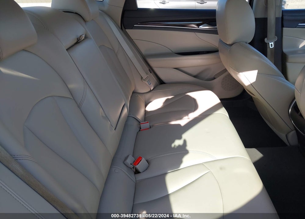 2017 BUICK LACROSSE PREFERRED VIN: 1G4ZN5SS8HU156162