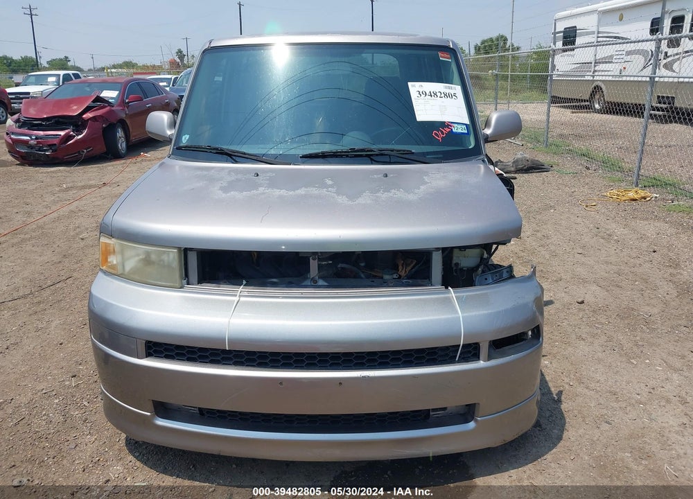2005 SCION XB VIN: JTLKT324454006387