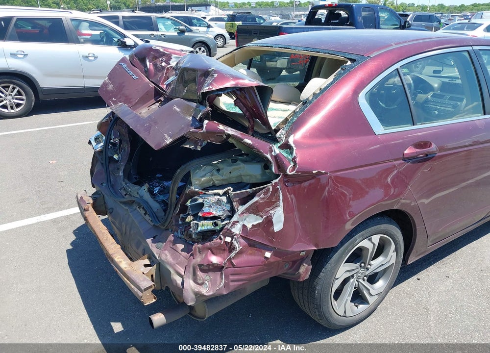 2010 HONDA ACCORD 2.4 LX VIN: 1HGCP2F32AA065323