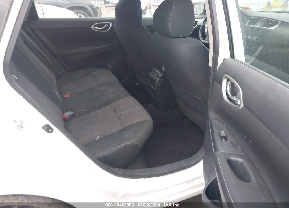 2015 NISSAN SENTRA SV VIN: 3N1AB7AP0FL685747