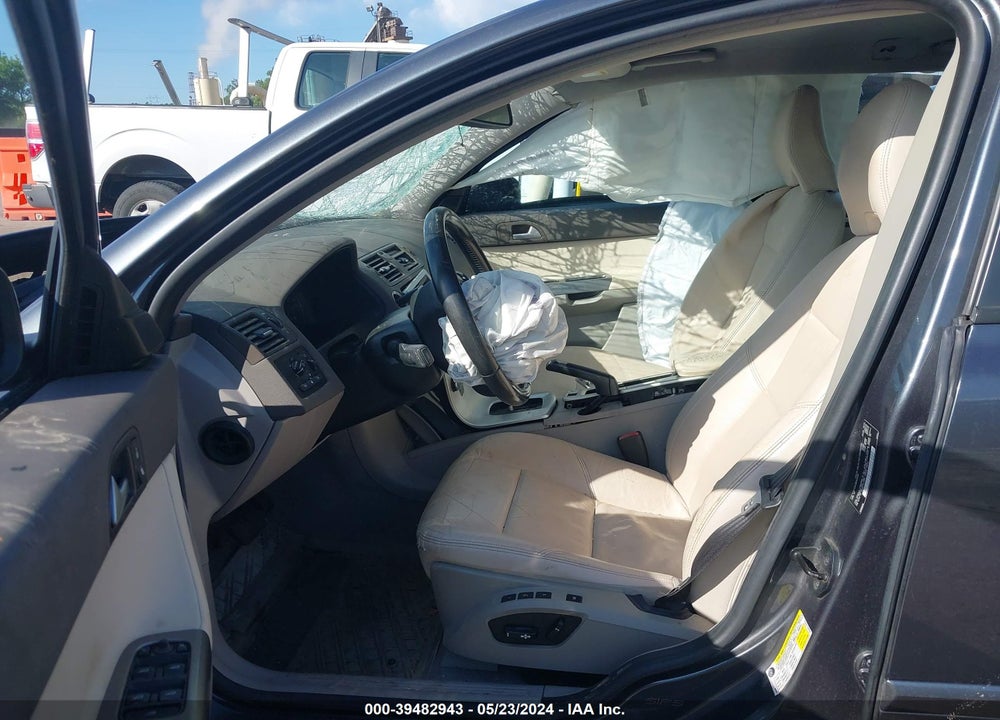 2011 VOLVO V50 T5/T5 R-DESIGN VIN: YV1672MW0B2633096