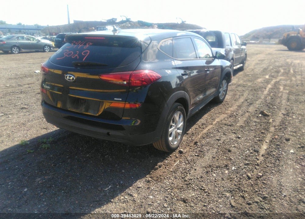 2021 HYUNDAI TUCSON SE VIN: KM8J2CA47MU374763