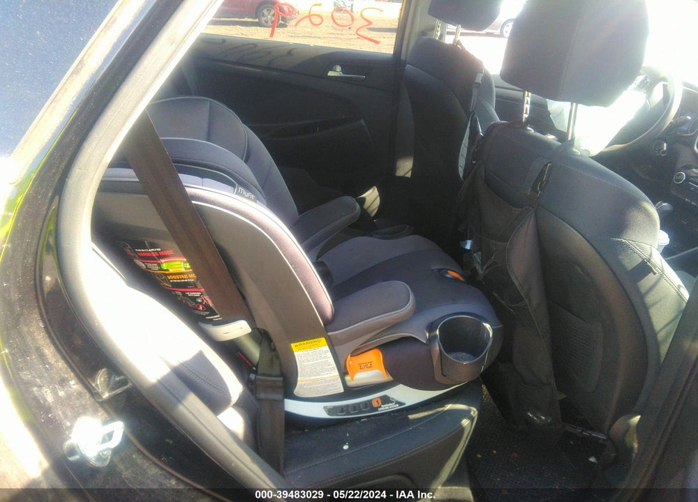2021 HYUNDAI TUCSON SE VIN: KM8J2CA47MU374763