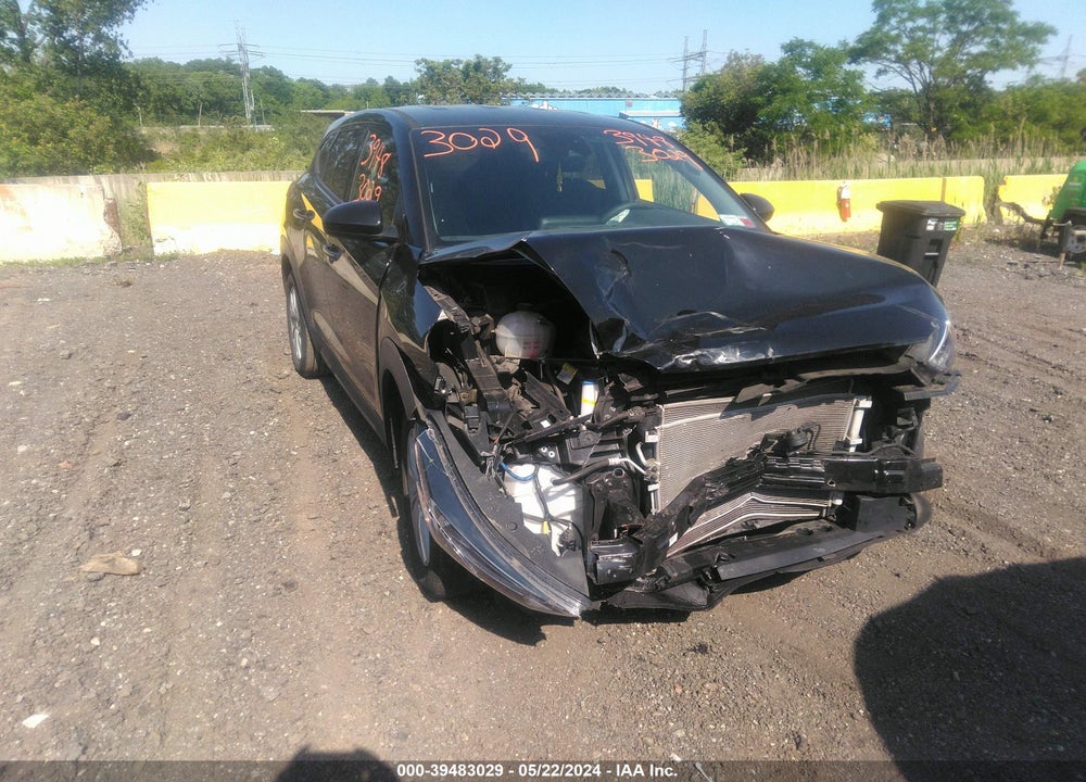 2021 HYUNDAI TUCSON SE VIN: KM8J2CA47MU374763