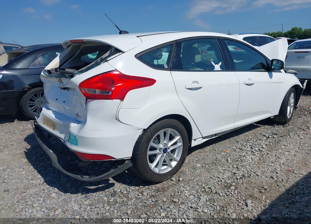 2016 FORD FOCUS SE VIN: 1FADP3K21GL222459