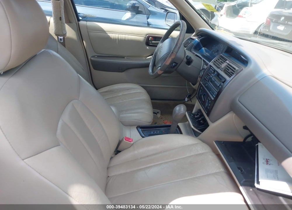 1998 TOYOTA AVALON XL VIN: 4T1BF18B1WU236463