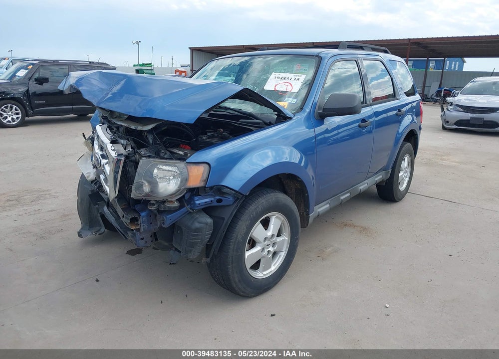 2010 FORD ESCAPE XLS VIN: 1FMCU0C77AKD32402