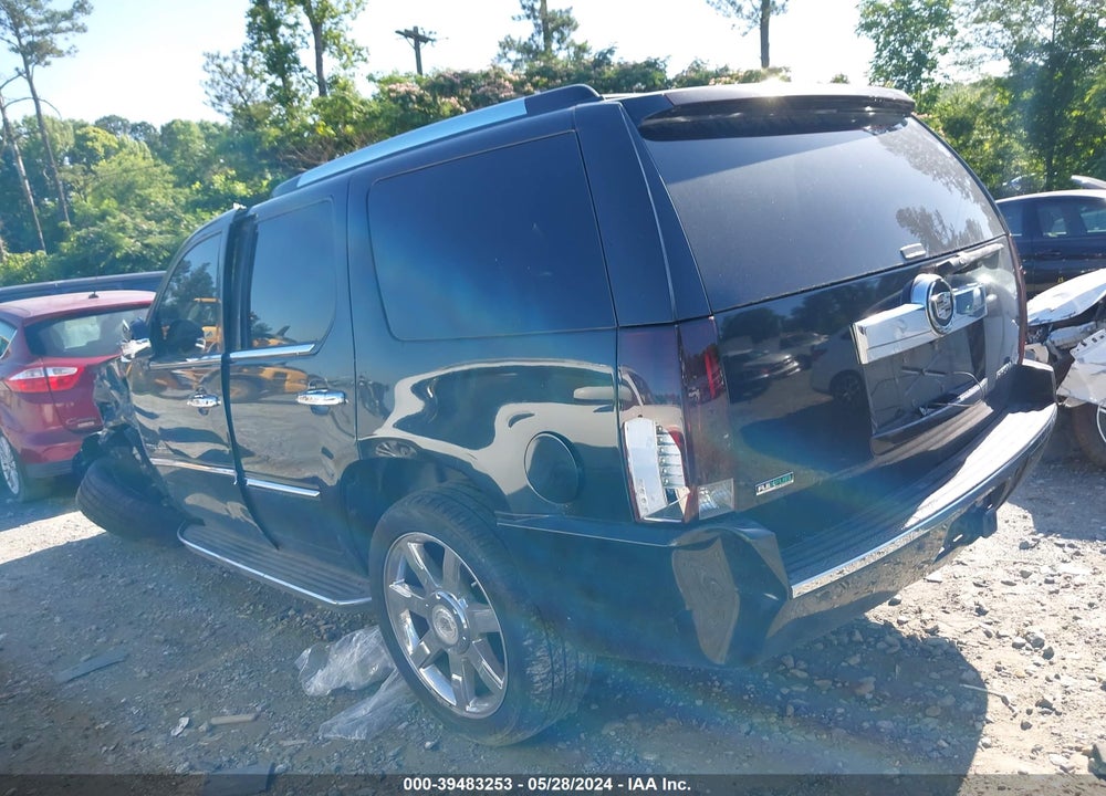 2010 CADILLAC ESCALADE LUXURY VIN: 1GYUKBEF6AR153588