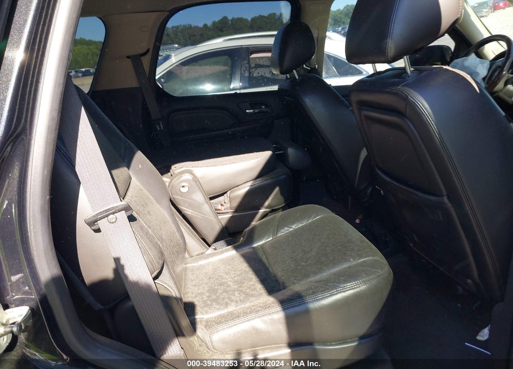 2010 CADILLAC ESCALADE LUXURY VIN: 1GYUKBEF6AR153588