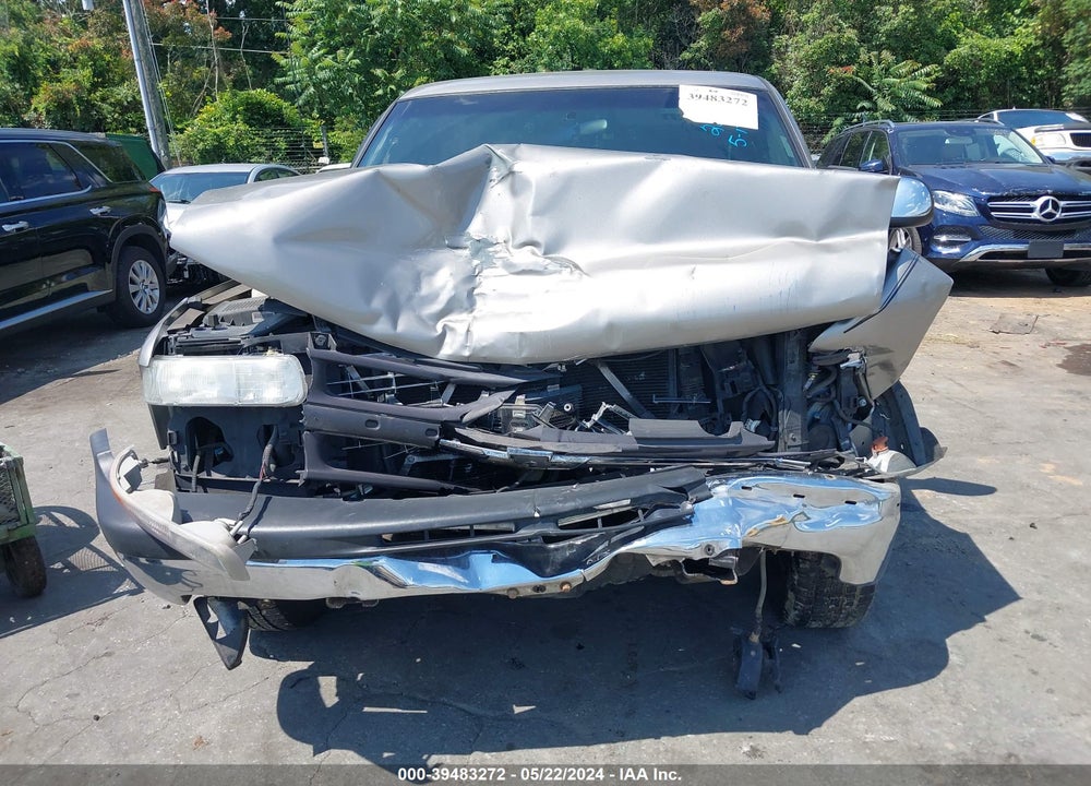 2000 CHEVROLET SILVERADO 1500 LS VIN: 2GCEC19T7Y1382317