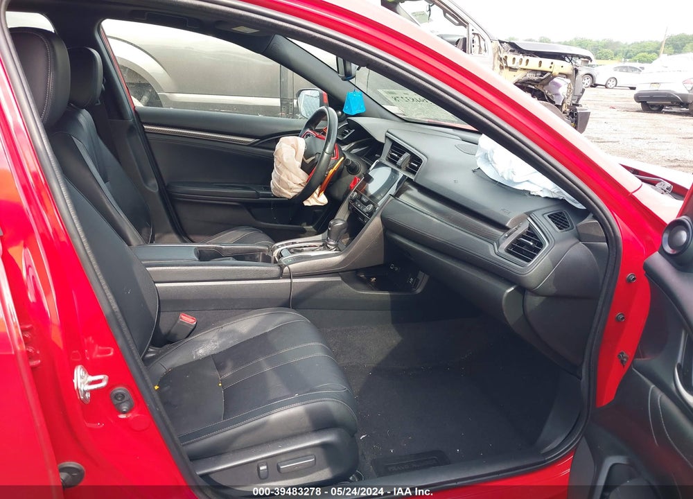 2018 HONDA CIVIC SPORT TOURING VIN: SHHFK7H98JU408876