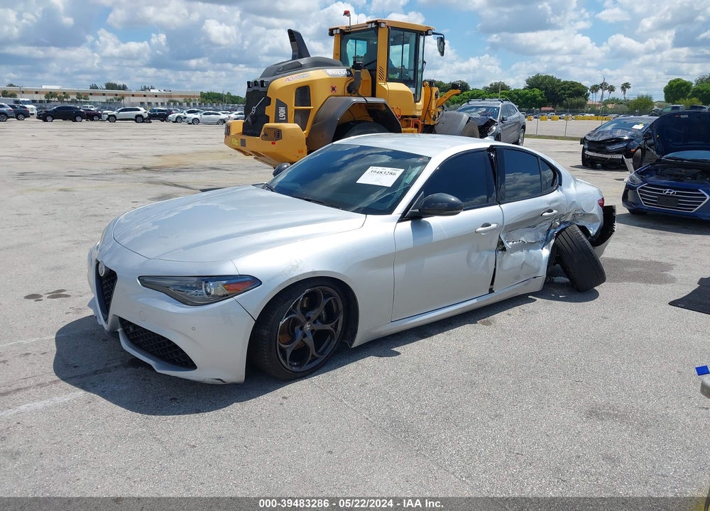 2019 ALFA ROMEO GIULIA SPORT RWD VIN: ZARFAMAN1K7606304